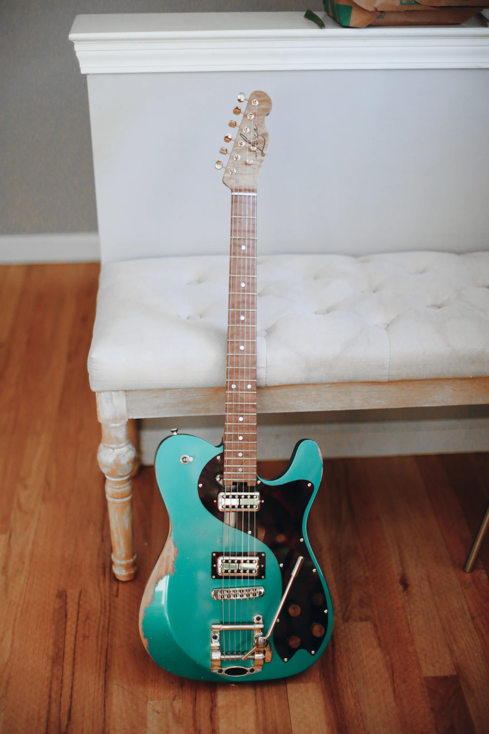 Clarus | Sherwood Green Relic — detail